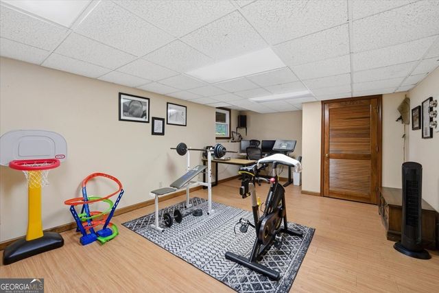 1033 Wash Lee Drive SW, Lilburn, GA 30047