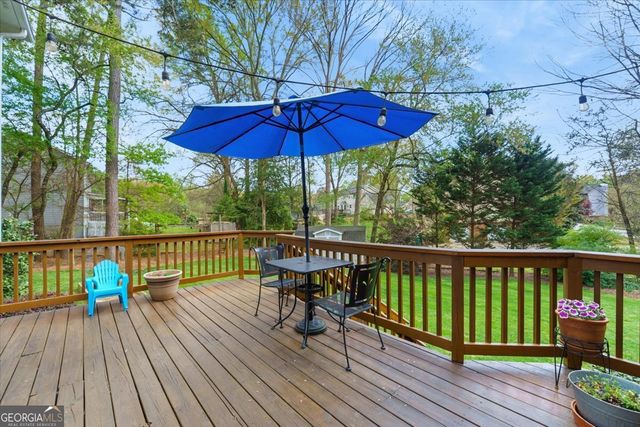 1033 Wash Lee Drive SW, Lilburn, GA 30047