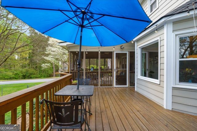 1033 Wash Lee Drive SW, Lilburn, GA 30047