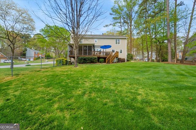 1033 Wash Lee Drive SW, Lilburn, GA 30047