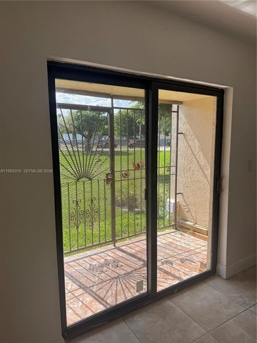 1001 SW 105th Ave 113, Miami, FL 33174