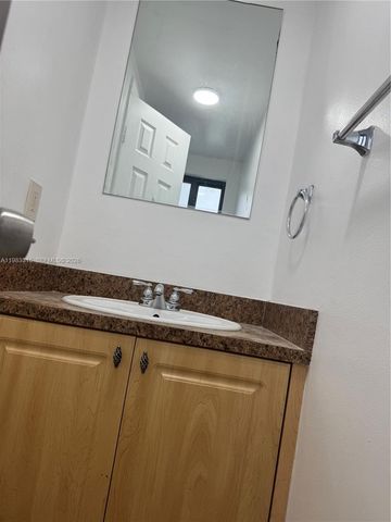 1001 SW 105th Ave 113, Miami, FL 33174