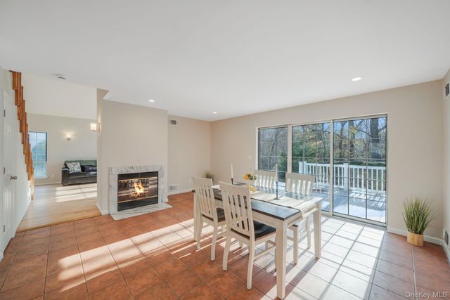 206 Dorado Court N, Middle Island, NY 11953