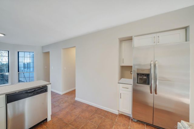 206 Dorado Court N, Middle Island, NY 11953