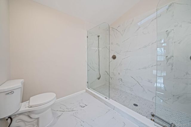 206 Dorado Court N, Middle Island, NY 11953