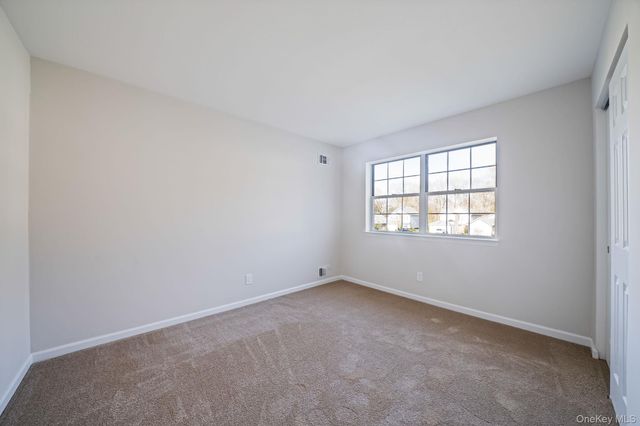 206 Dorado Court N, Middle Island, NY 11953