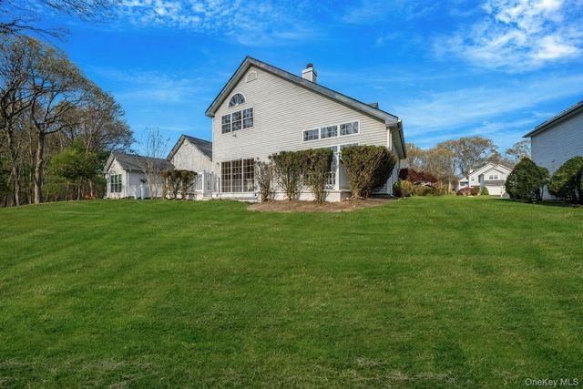 206 Dorado Court N, Middle Island, NY 11953