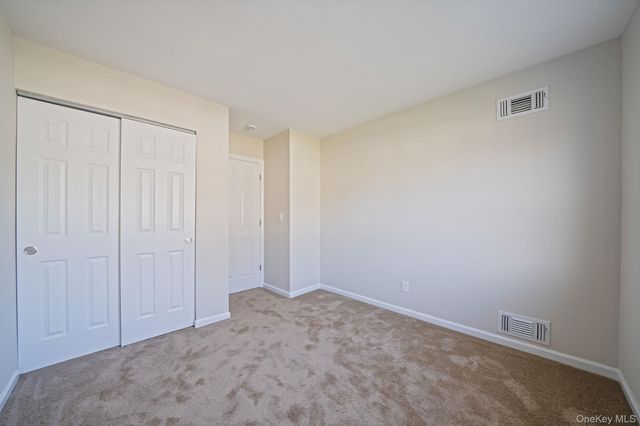 206 Dorado Court N, Middle Island, NY 11953