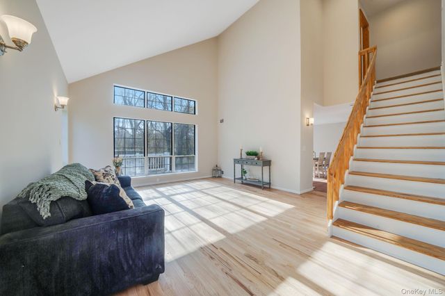 206 Dorado Court N, Middle Island, NY 11953