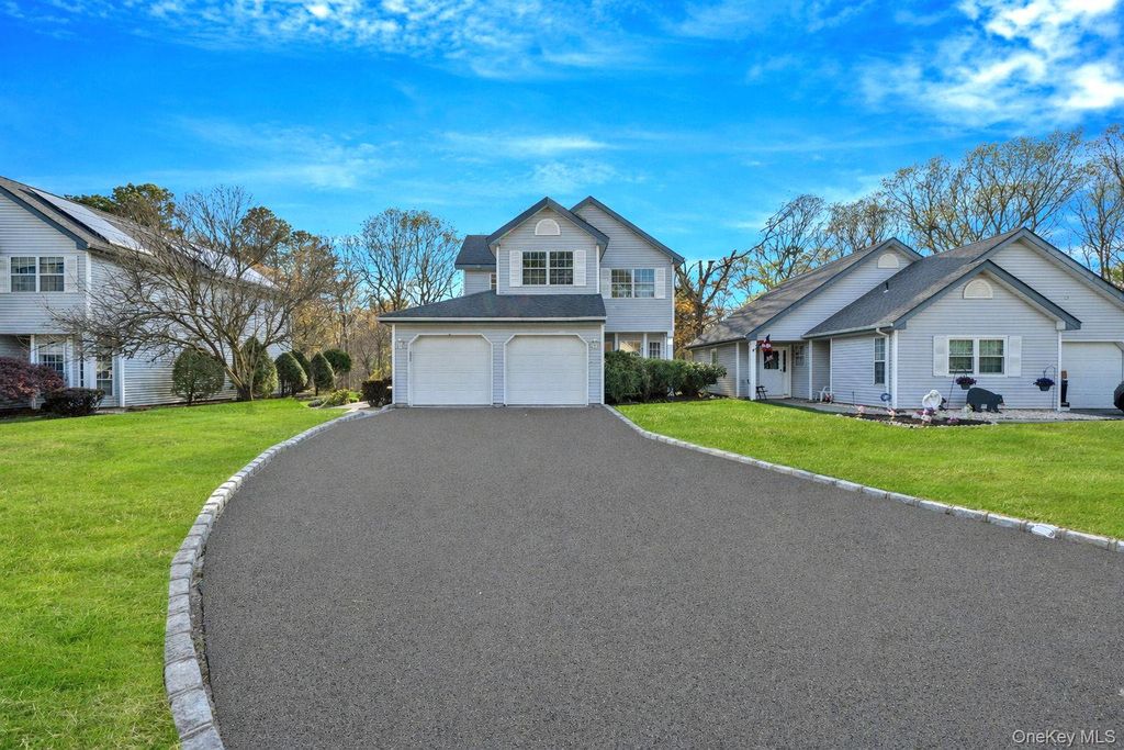 206 Dorado Court N, Middle Island, NY 11953