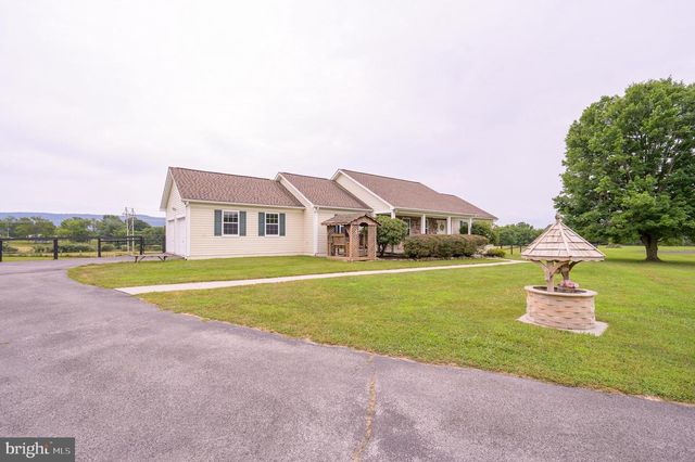88 WINDSOR DR, Charles Town, WV 25414