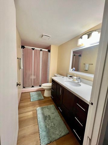 7320 Lake Cir Drive 204, Margate, FL 33063