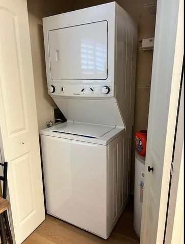 7320 Lake Cir Drive 204, Margate, FL 33063