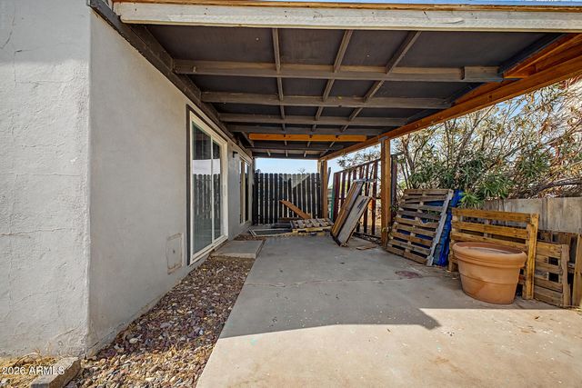 105 N LOS ROBLES Drive, Goodyear, AZ 85338