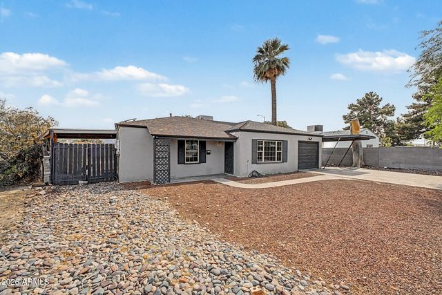 105 N LOS ROBLES Drive, Goodyear, AZ 85338