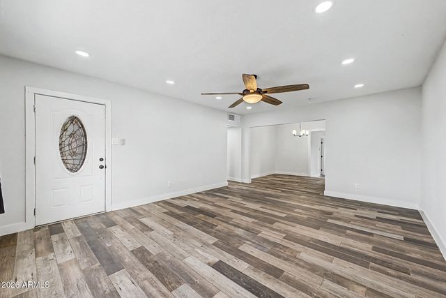 105 N LOS ROBLES Drive, Goodyear, AZ 85338