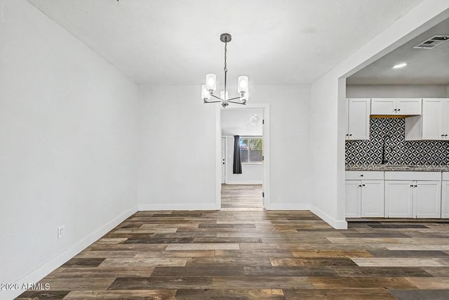 105 N LOS ROBLES Drive, Goodyear, AZ 85338