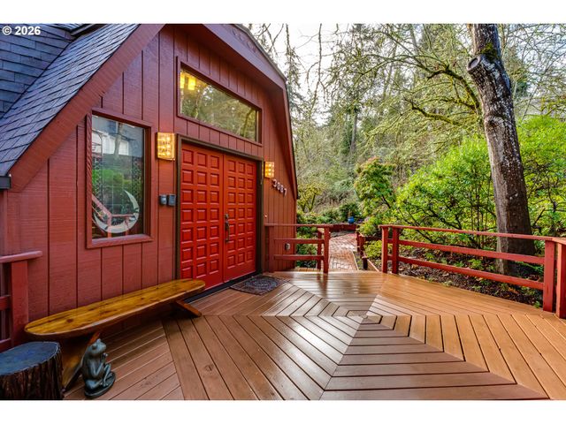 3087 WHITBECK Blvd, Eugene, OR 97405