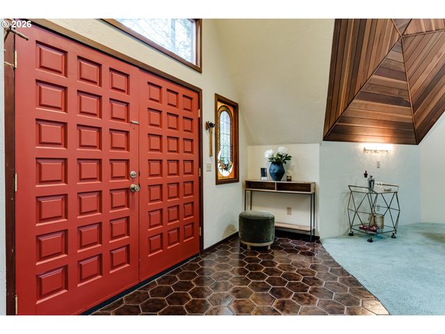 3087 WHITBECK Blvd, Eugene, OR 97405