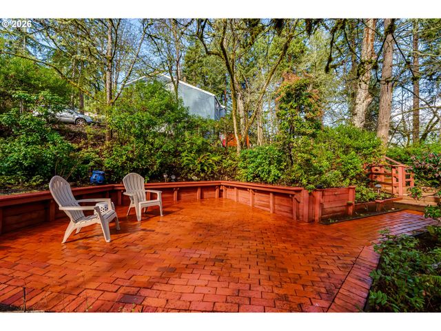 3087 WHITBECK Blvd, Eugene, OR 97405