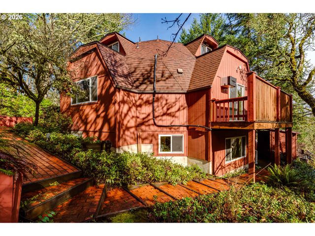 3087 WHITBECK Blvd, Eugene, OR 97405