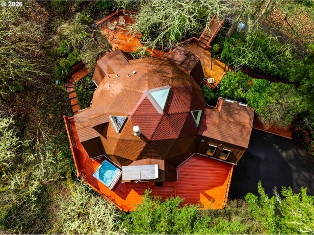 3087 WHITBECK Blvd, Eugene, OR 97405