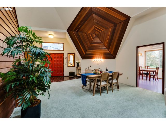 3087 WHITBECK Blvd, Eugene, OR 97405