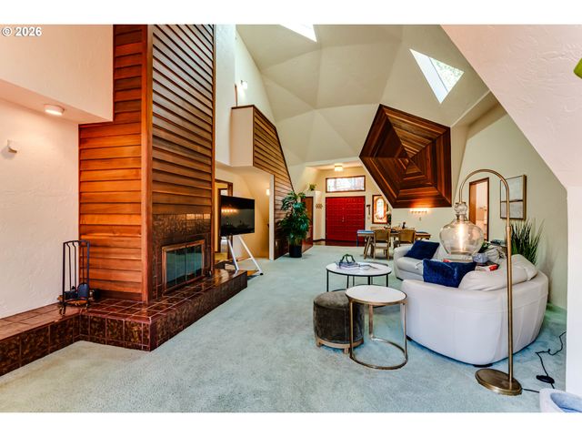 3087 WHITBECK Blvd, Eugene, OR 97405