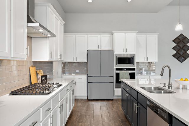 1065 Creeks Edge VW, Leander, TX 78641