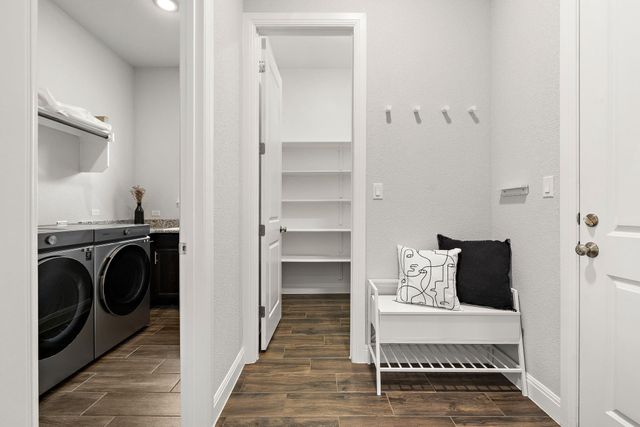 1065 Creeks Edge VW, Leander, TX 78641