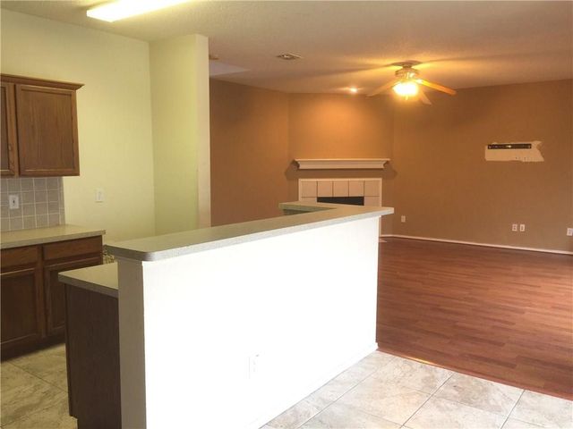 5143 Autumn, Grand Prairie, TX 75052