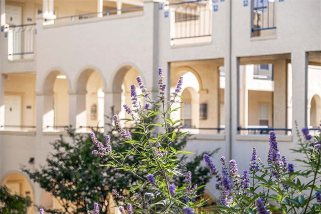 3404 American DR 2305, Lago Vista, TX 78645