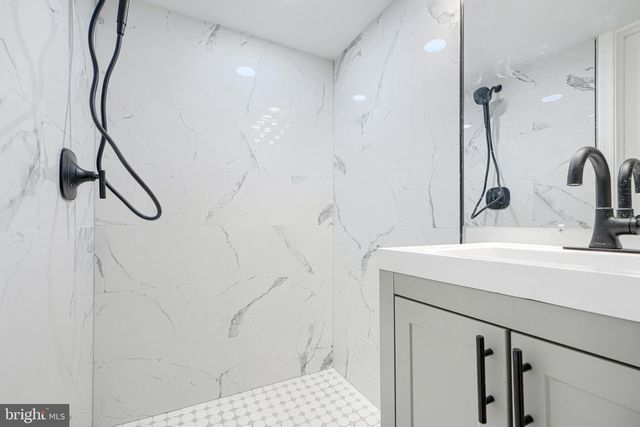 3114 MARY AVE, Baltimore, MD 21214