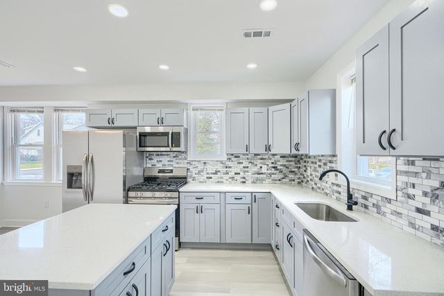 3114 MARY AVE, Baltimore, MD 21214