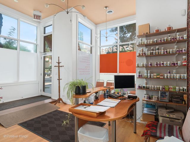 4856 N Damen Avenue GU-1, Chicago, IL 60625