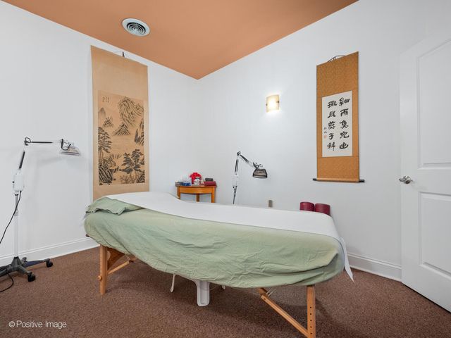 4856 N Damen Avenue GU-1, Chicago, IL 60625