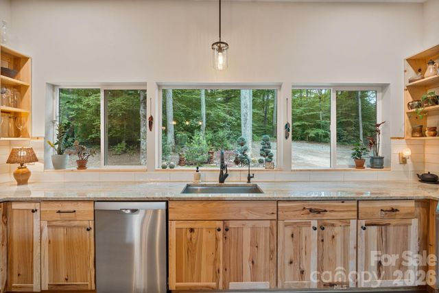 9870 Harvest Lane, Davidson, NC 28036