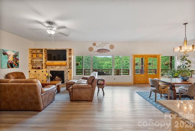 9870 Harvest Lane, Davidson, NC 28036