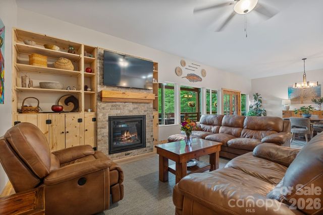 9870 Harvest Lane, Davidson, NC 28036
