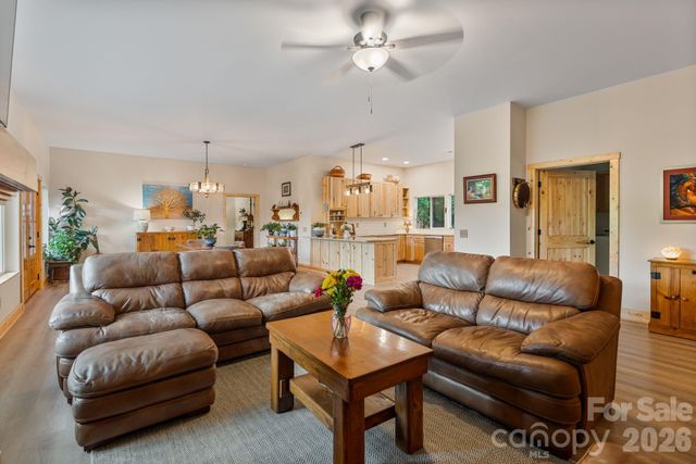 9870 Harvest Lane, Davidson, NC 28036