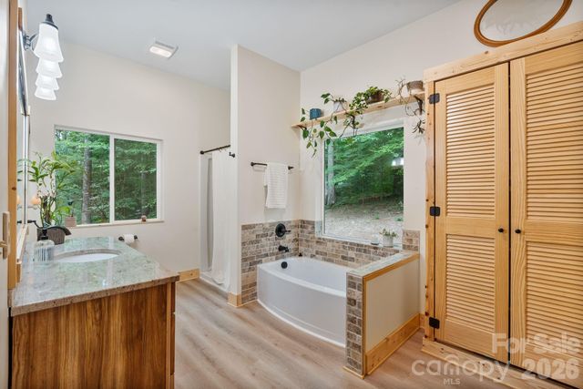 9870 Harvest Lane, Davidson, NC 28036