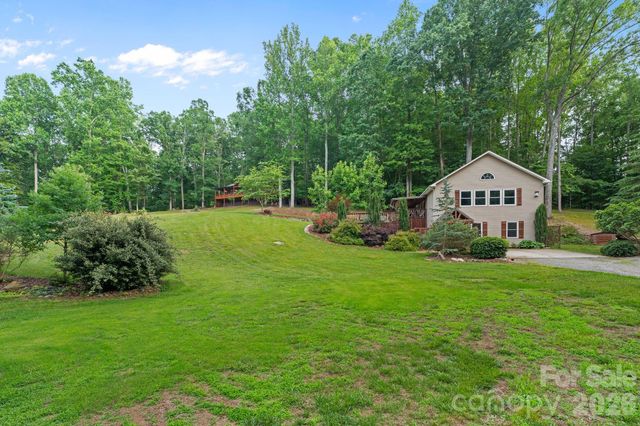 9870 Harvest Lane, Davidson, NC 28036