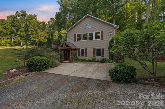 9870 Harvest Lane, Davidson, NC 28036