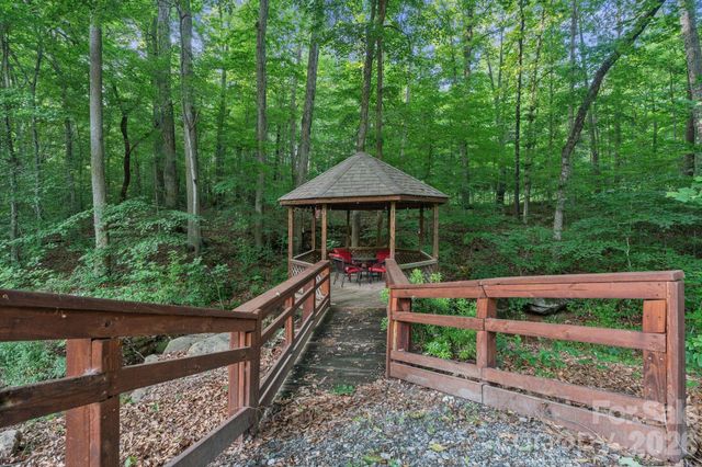 9870 Harvest Lane, Davidson, NC 28036