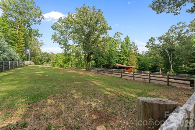 9870 Harvest Lane, Davidson, NC 28036