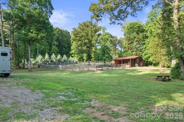 9870 Harvest Lane, Davidson, NC 28036