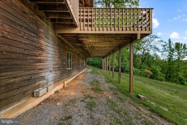 32 NEW MOON LN, Sperryville, VA 22740