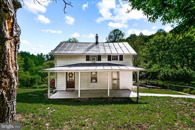 32 NEW MOON LN, Sperryville, VA 22740