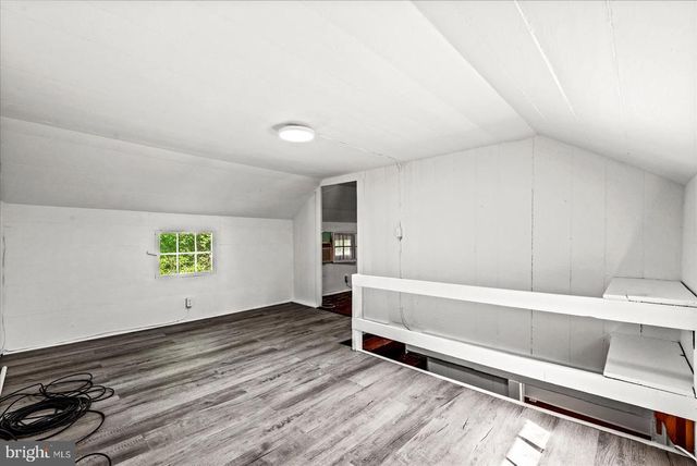 32 NEW MOON LN, Sperryville, VA 22740