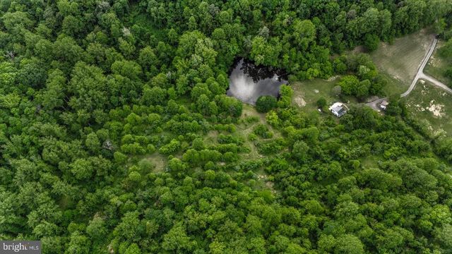 32 NEW MOON LN, Sperryville, VA 22740